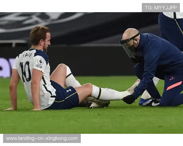 凯恩精准分向弱侧打乱对方防守,热刺抓住主动权——战术洞察与球迷热爱