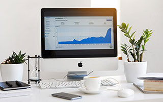 RNG季中赛表现抢眼，rng季中赛回放2021